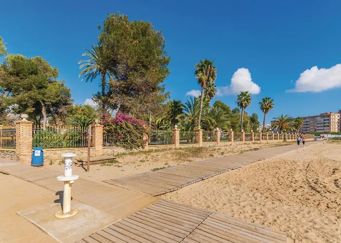 Stunning In Apartmán Torrevieja